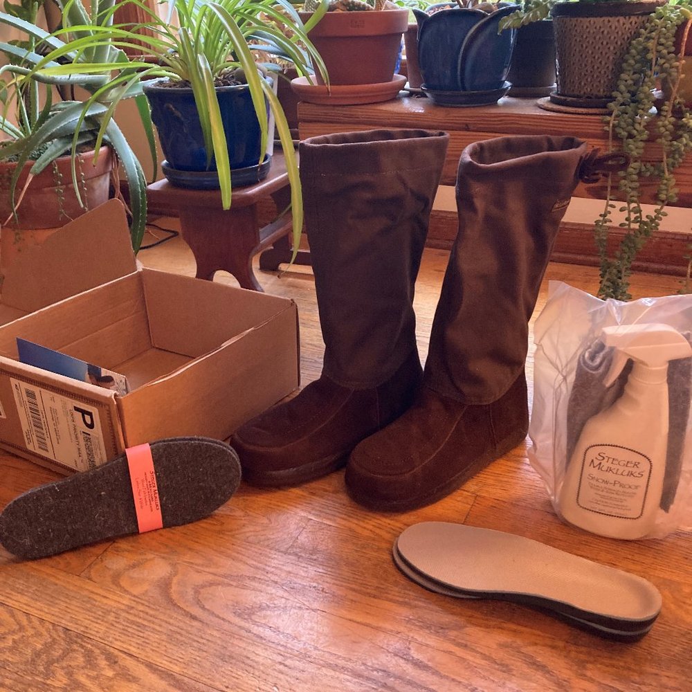 Steger Mukluks, Women's North Country, color Chocolate, Size 8W